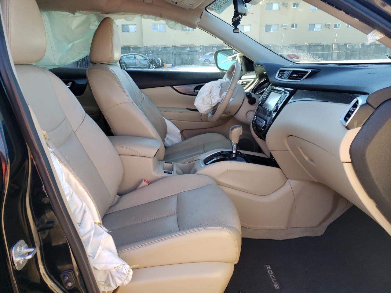Photo 5 from auction – 2015 NISSAN ROGUE S with VIN 5N1AT2MTXFC808550