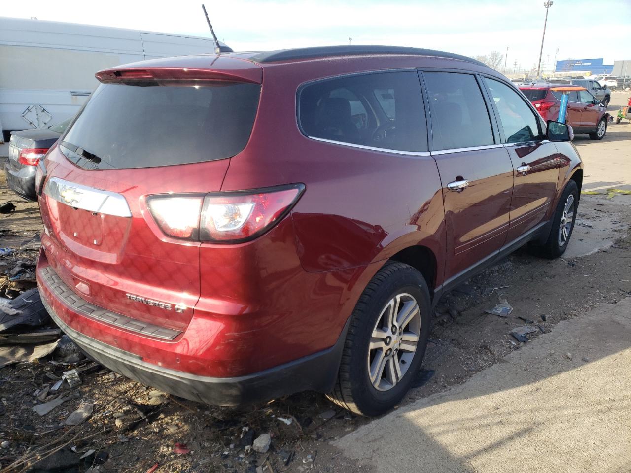 Photo 4 from auction – 2015 CHEVROLET TRAVERSE L with VIN 1GNKVHKD8FJ264263