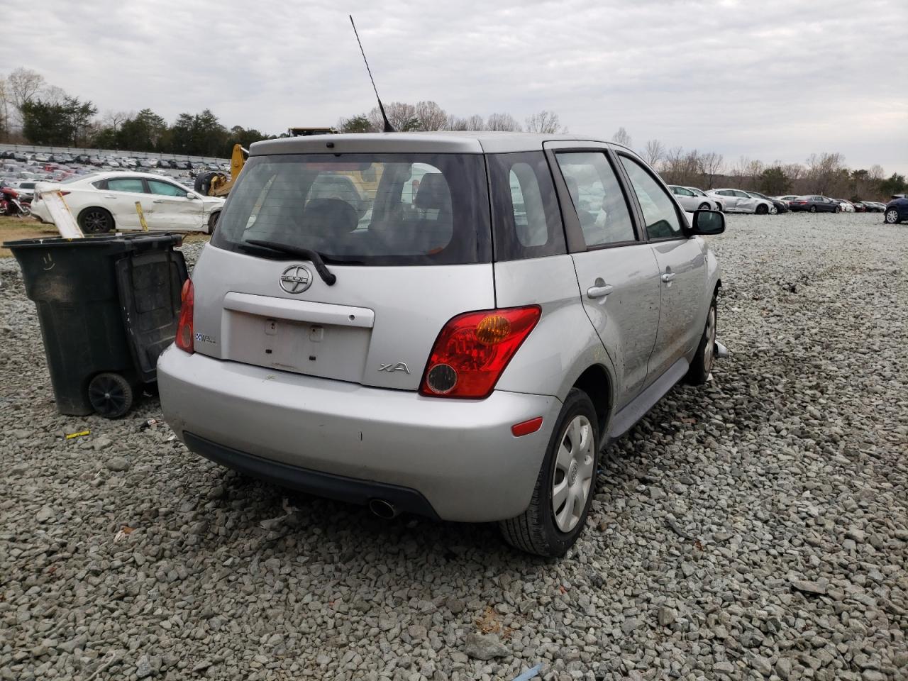 Photo 4 from auction – 2005 TOYOTA SCION XA with VIN JTKKT624250103858