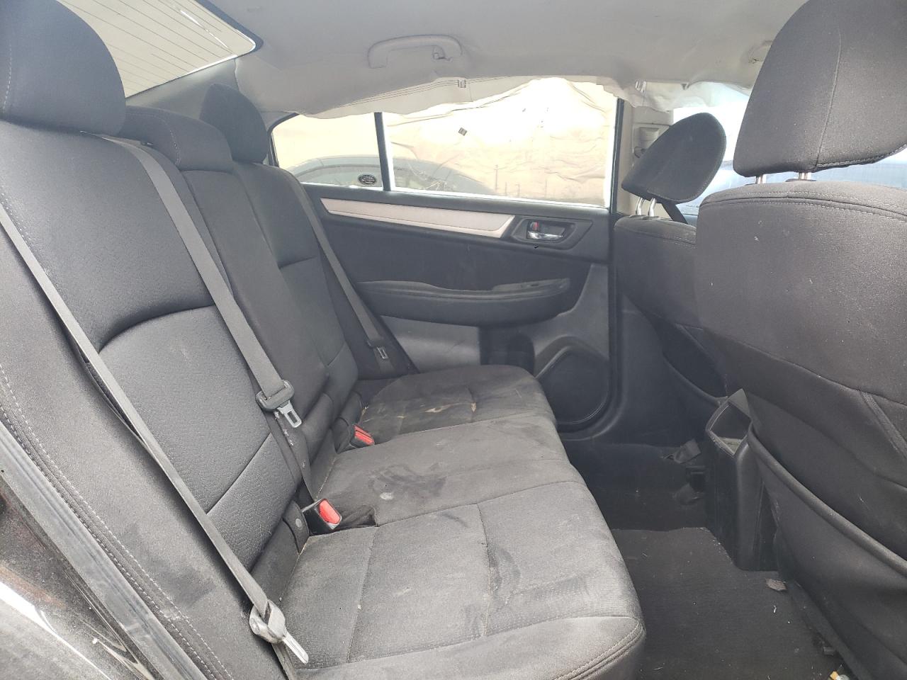 Photo 6 from auction – 2017 SUBARU LEGACY 2.5 with VIN 4S3BNAF60H3045025