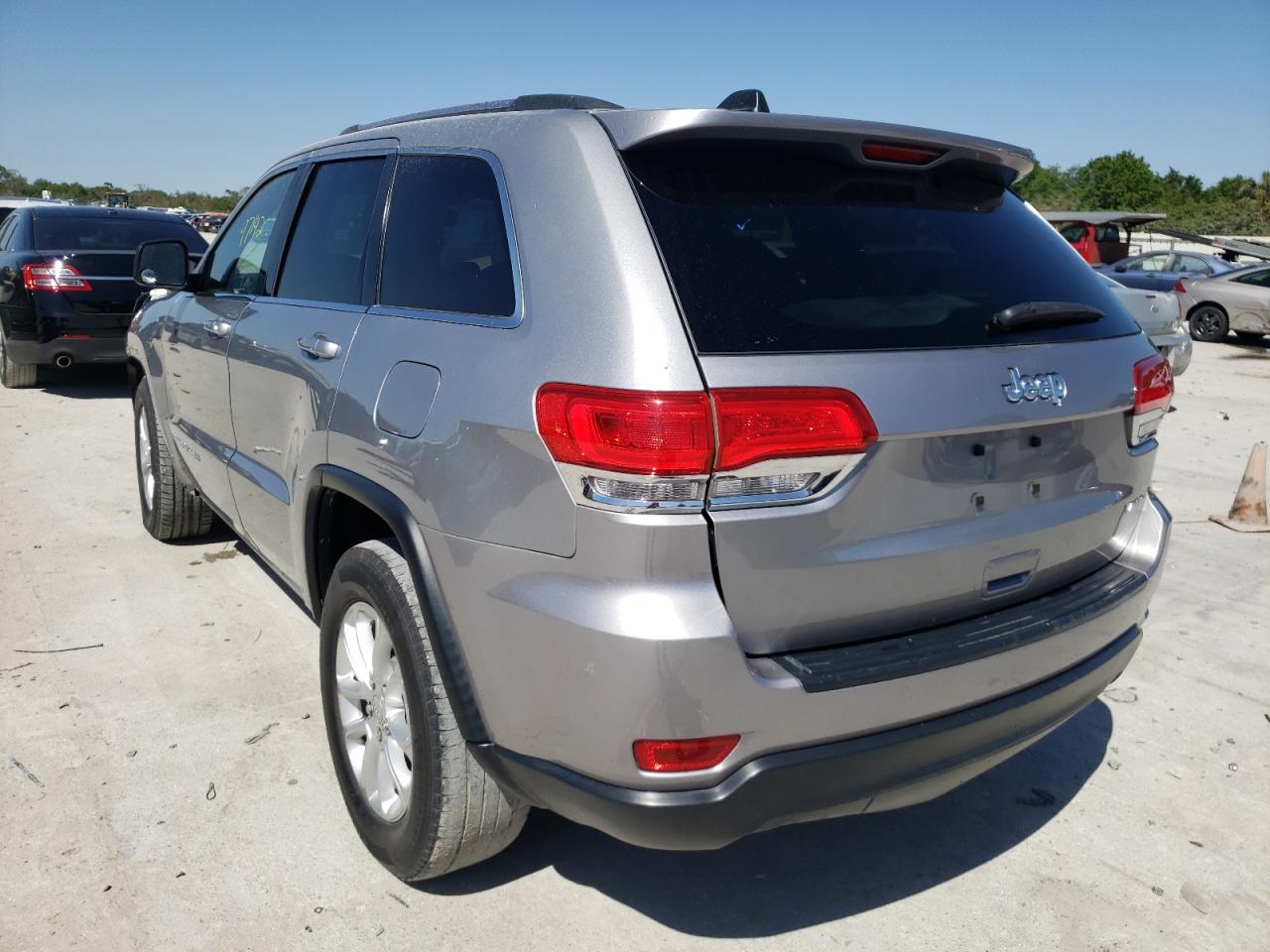 Photo 3 from auction – 2015 JEEP GRAND CHER with VIN 1C4RJEAG2FC184748