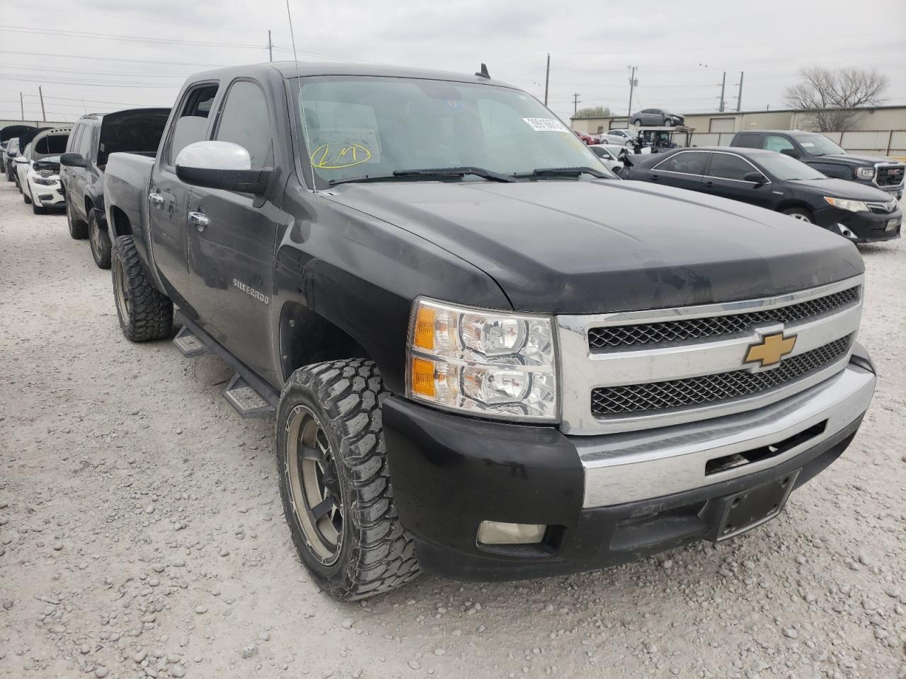 CHEVROLET SILVERADO 2011 مع رقم تعريف المركبة 3GCPCSE08BG399040 - صورة من المزاد
