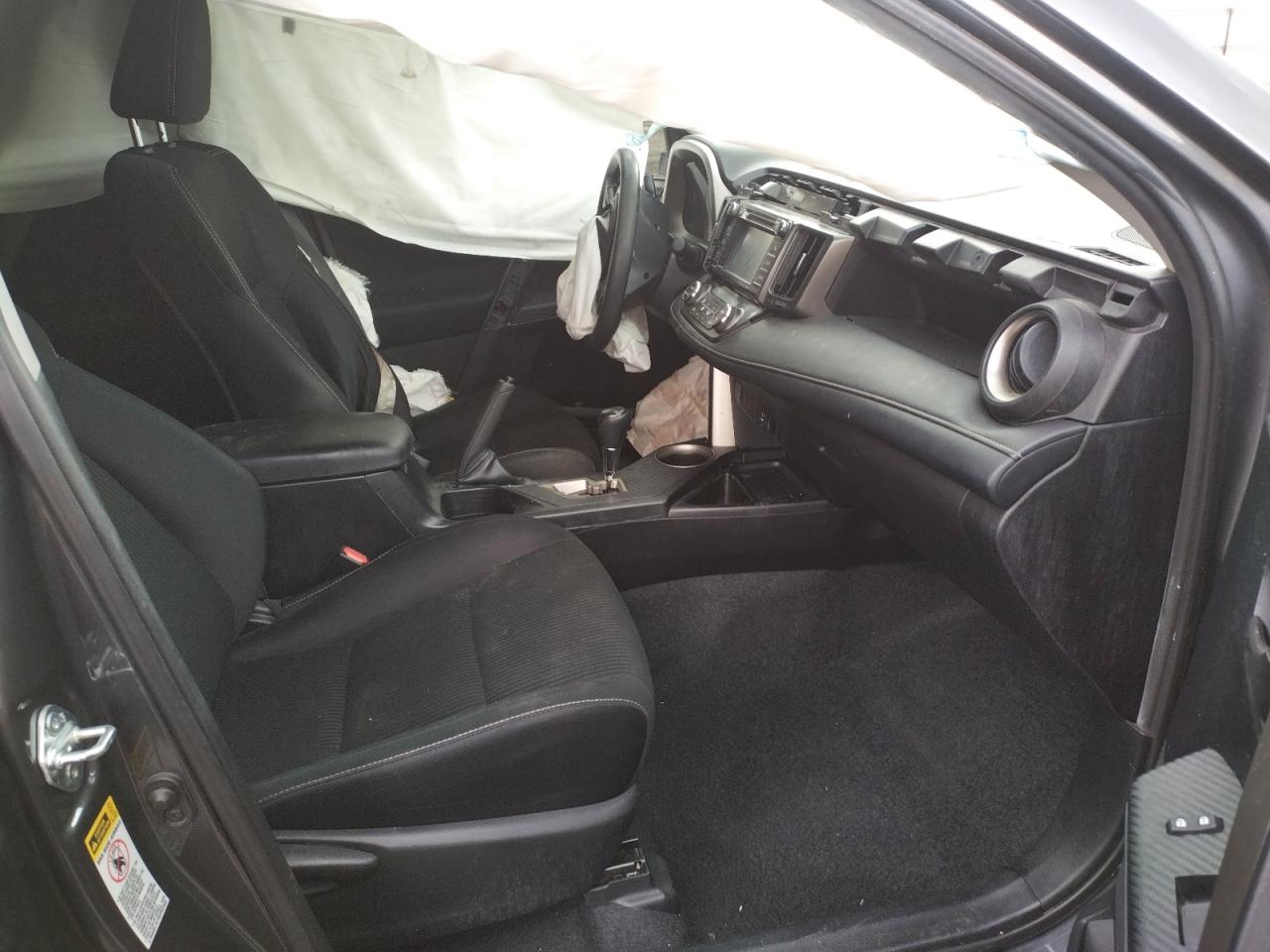 Photo 5 from auction – 2013 TOYOTA RAV4 XLE with VIN 2T3WFREV0DW044826