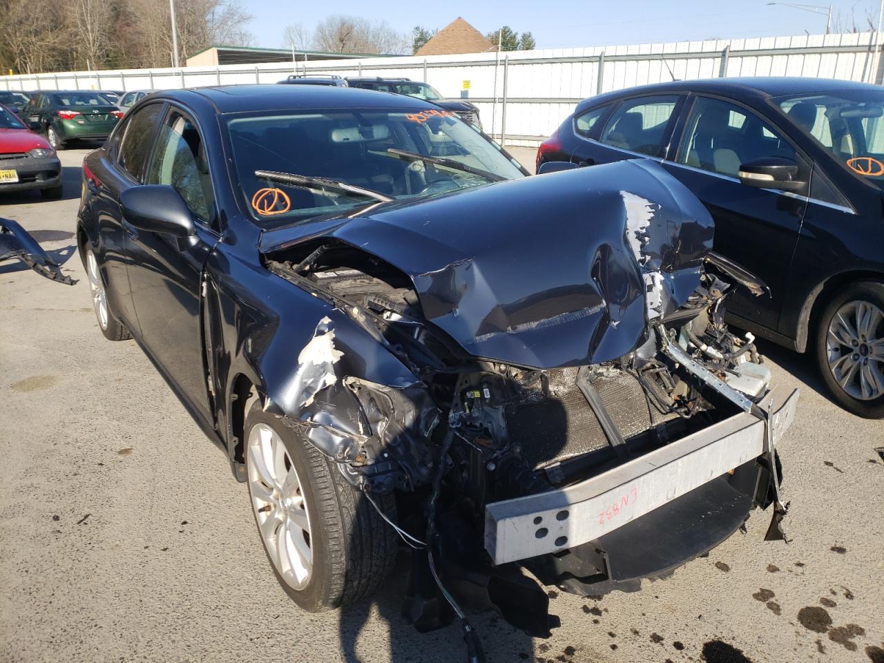 LEXUS IS 250 2007 with VIN JTHCK262072014876 - Photo from auction
