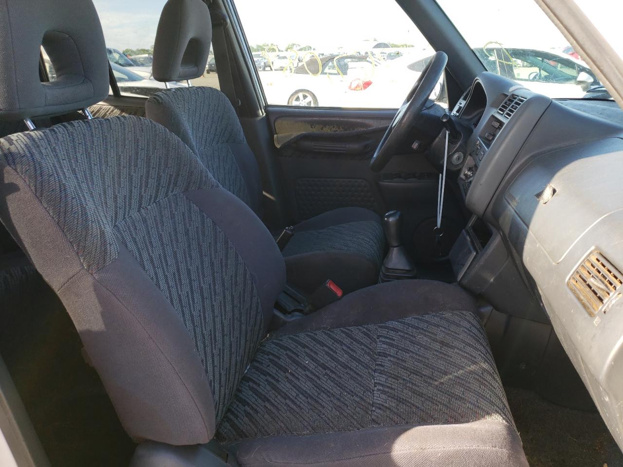 Photo 5 from auction – 1998 TOYOTA RAV4 with VIN JT3GP10V7W0033960
