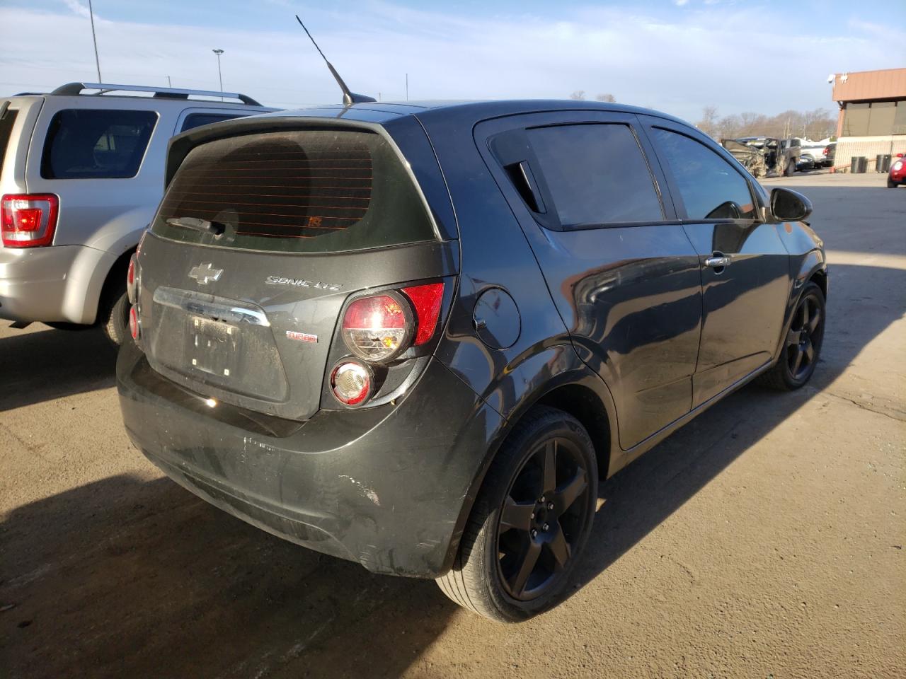 Photo 4 from auction – 2014 CHEVROLET SONIC LTZ with VIN 1G1JE6SB0E4226586