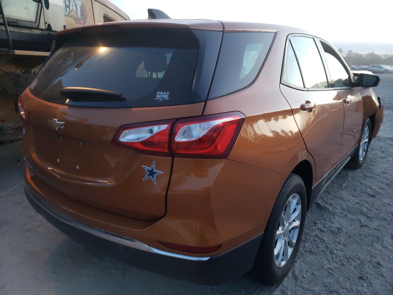 Photo 4 from auction – 2018 CHEVROLET EQUINOX LS with VIN 2GNAXHEV4J6141057