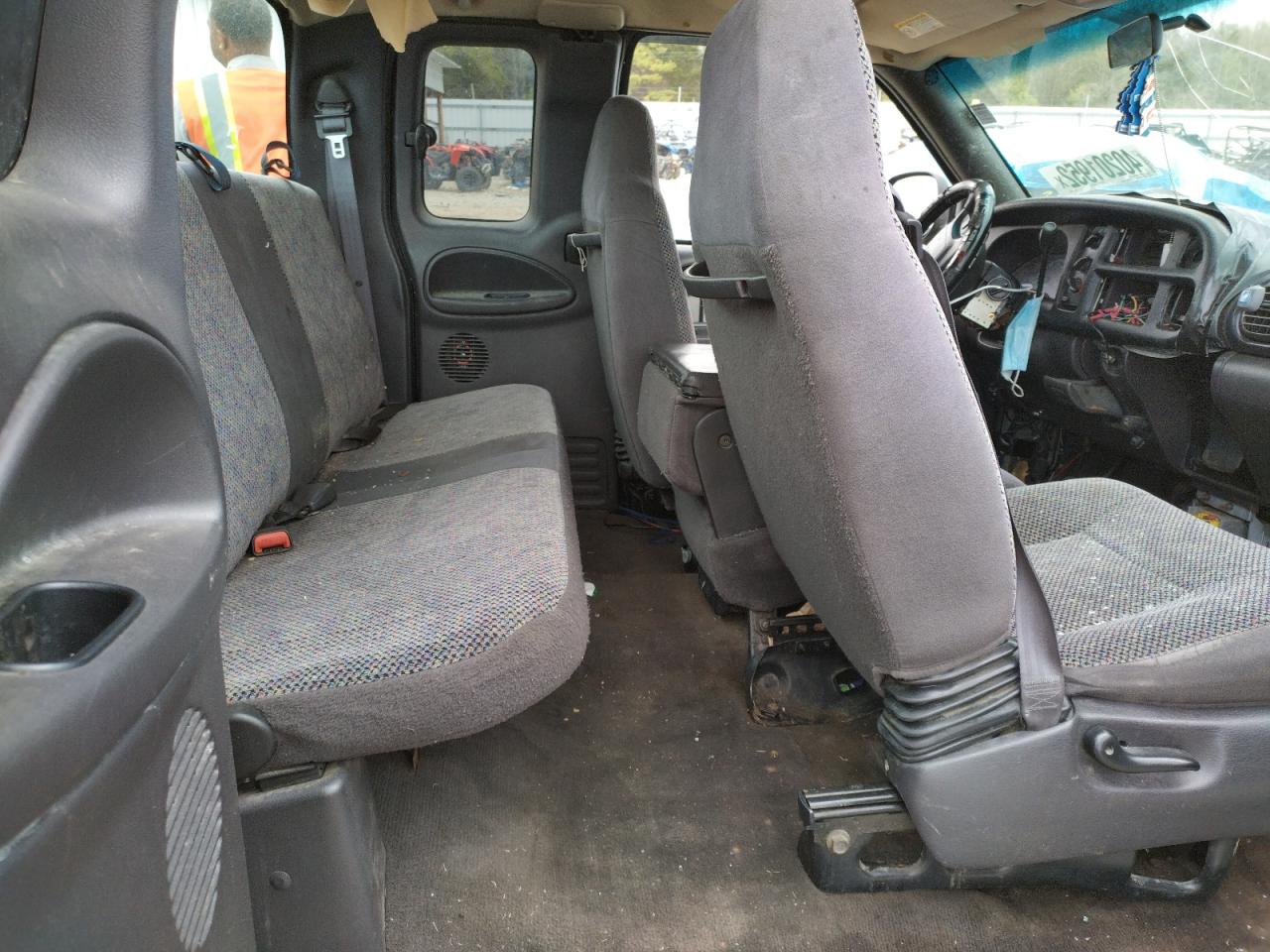 Photo 6 from auction – 2001 DODGE RAM 1500 with VIN 1B7HC13Z21J554579