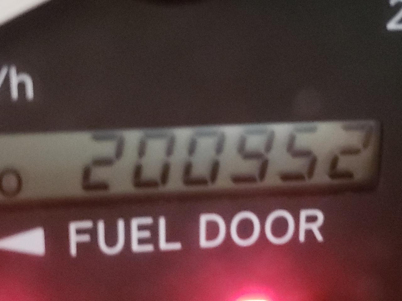 Photo 8 from auction – 2000 TOYOTA CAMRY CE with VIN JT2BG22K6Y0487403