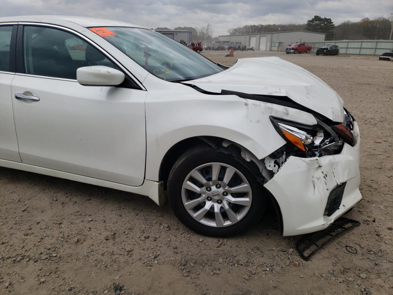 Photo 9 from auction – 2016 NISSAN ALTIMA 2.5 with VIN 1N4AL3APXGN392948