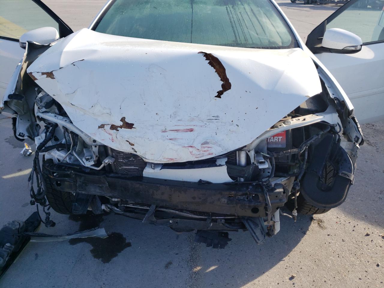 Photo 7 from auction – 2015 TOYOTA COROLLA L with VIN 5YFBURHE2FP258052