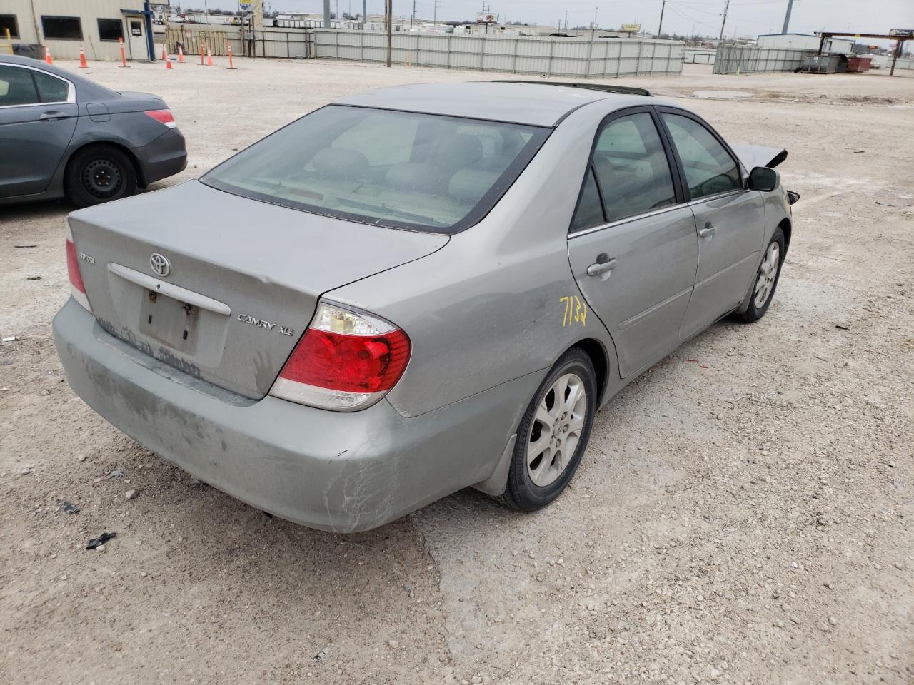 Photo 4 from auction – 2005 TOYOTA CAMRY LE with VIN 4T1BE32K45U537878