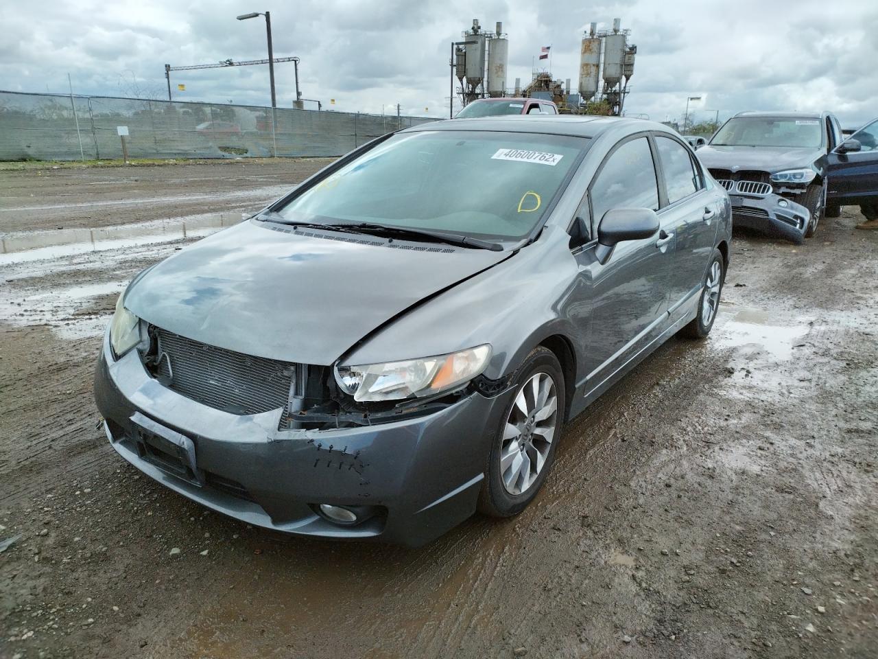 Photo 2 from auction – 2010 HONDA CIVIC EX with VIN 19XFA1F83AE026868