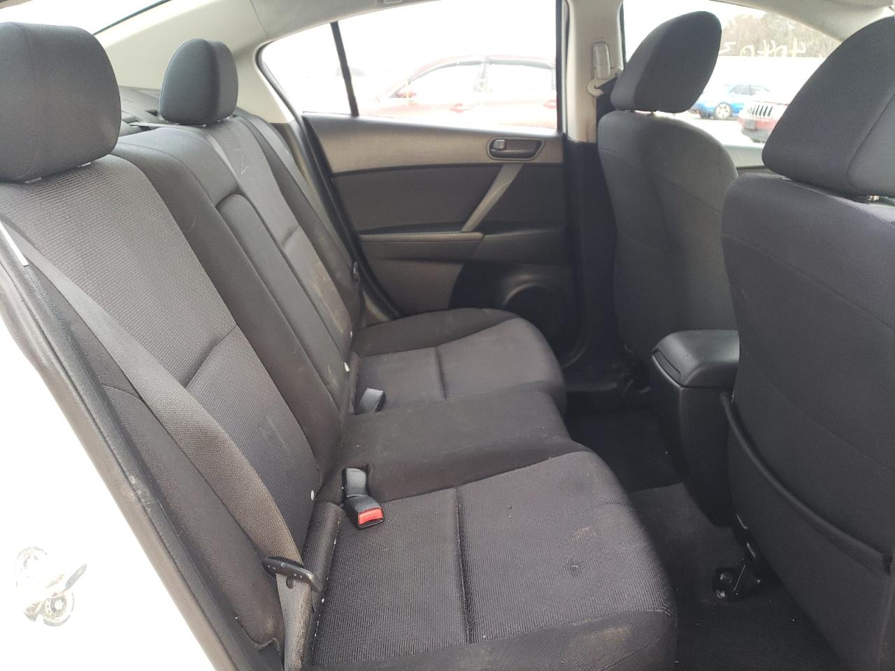 Photo 6 from auction – 2010 MAZDA 3 I with VIN JM1BL1SF7A1237989