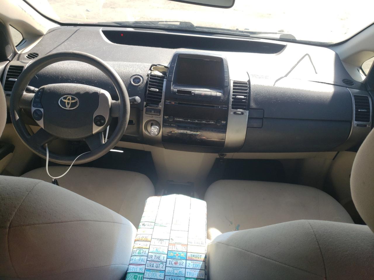 Photo 9 from auction – 2008 TOYOTA PRIUS with VIN JTDKB20U083422796