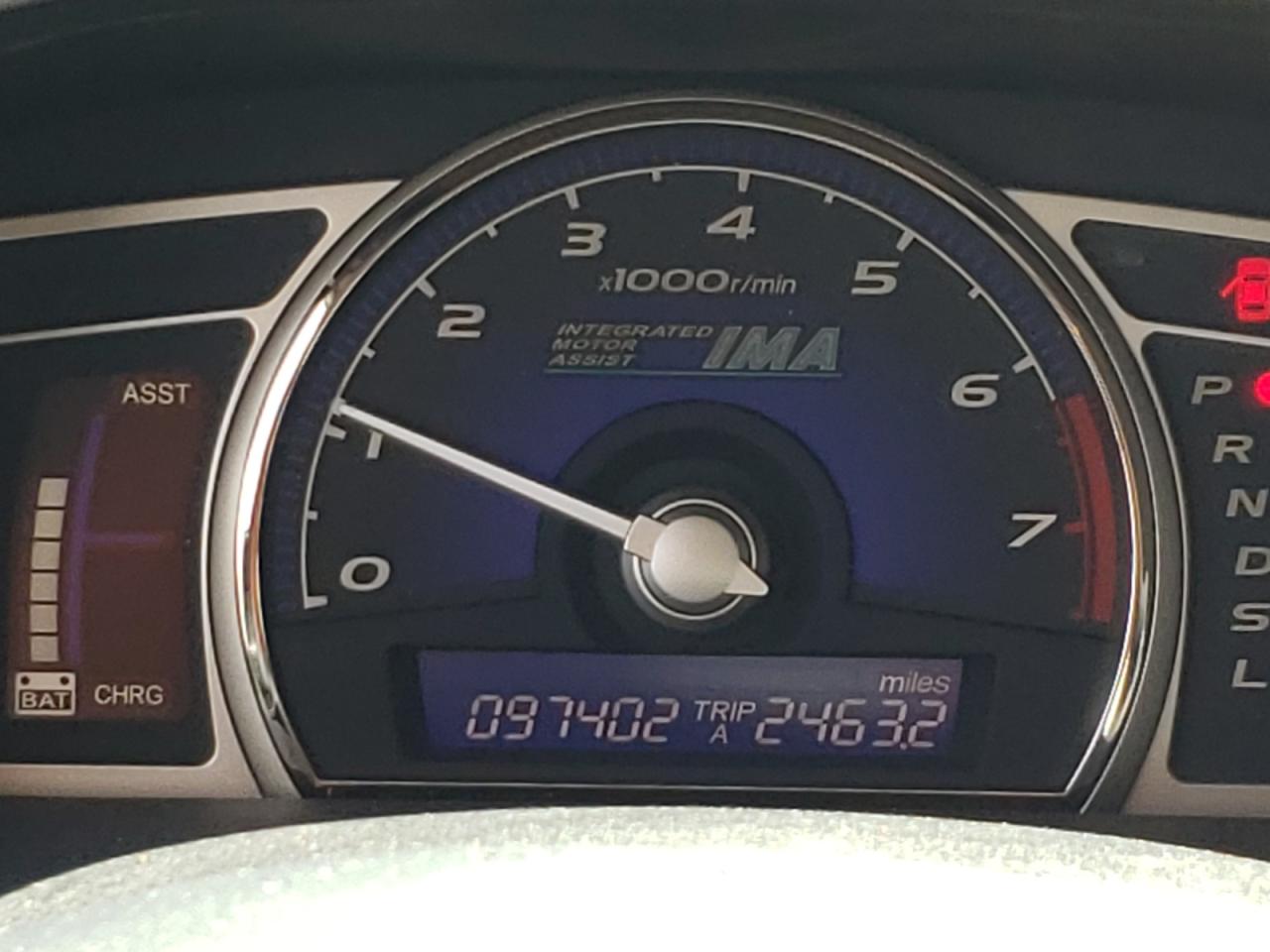 Photo 8 from auction – 2009 HONDA CIVIC HYBR with VIN JHMFA362X9S013744