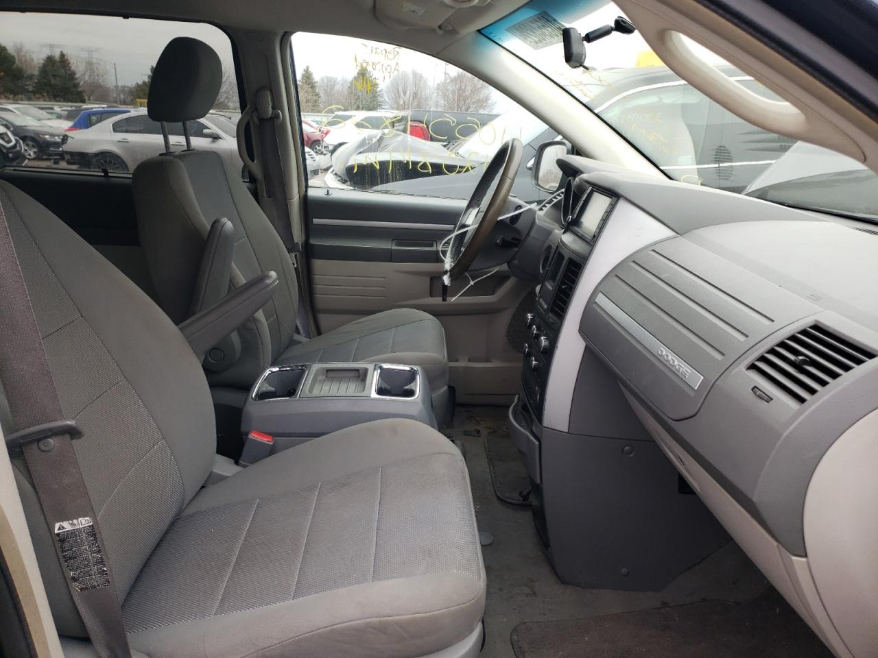 Photo 5 from auction – 2008 DODGE GRAND CARA with VIN 2D8HN54P28R716085