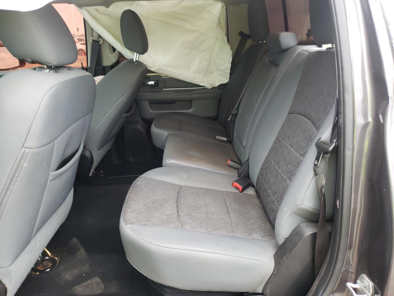 Photo 6 from auction – 2015 RAM 1500 SLT with VIN 1C6RR6LM9FS529885