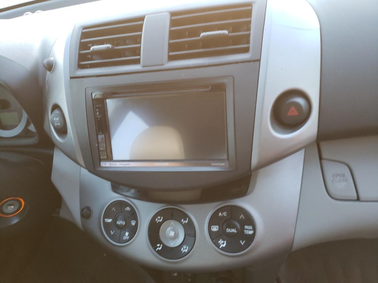 Photo 9 from auction – 2007 TOYOTA RAV4 LIMIT with VIN JTMBK31V775033363