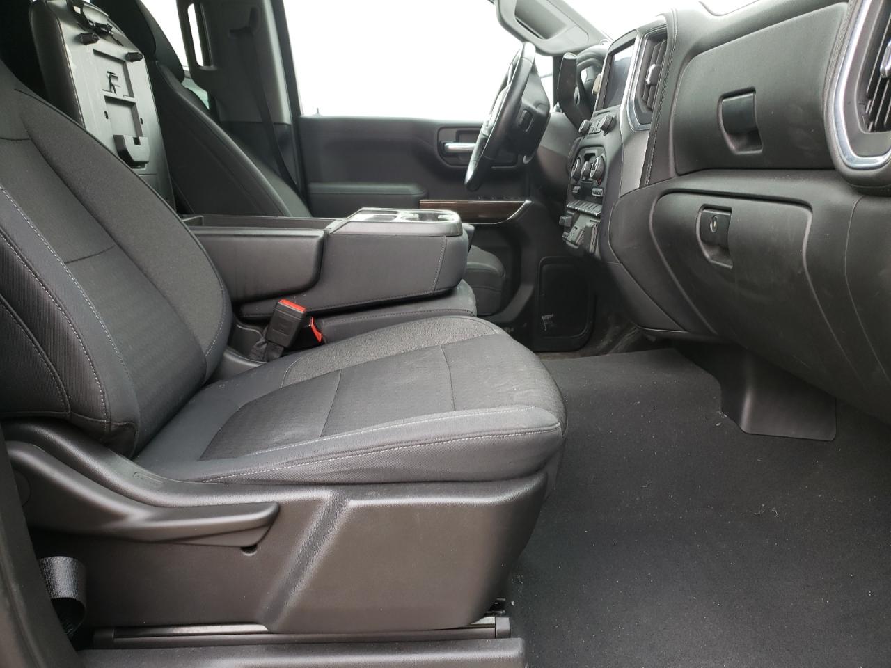 Photo 5 from auction – 2019 CHEVROLET SILVERADO with VIN 1GCRYDED5KZ274862