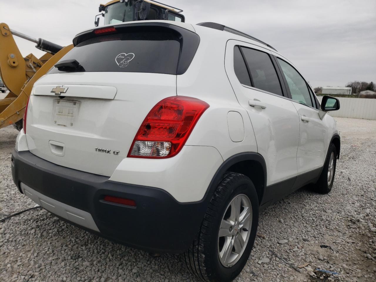 Photo 4 from auction – 2015 CHEVROLET TRAX 1LT with VIN KL7CJLSB6FB140557