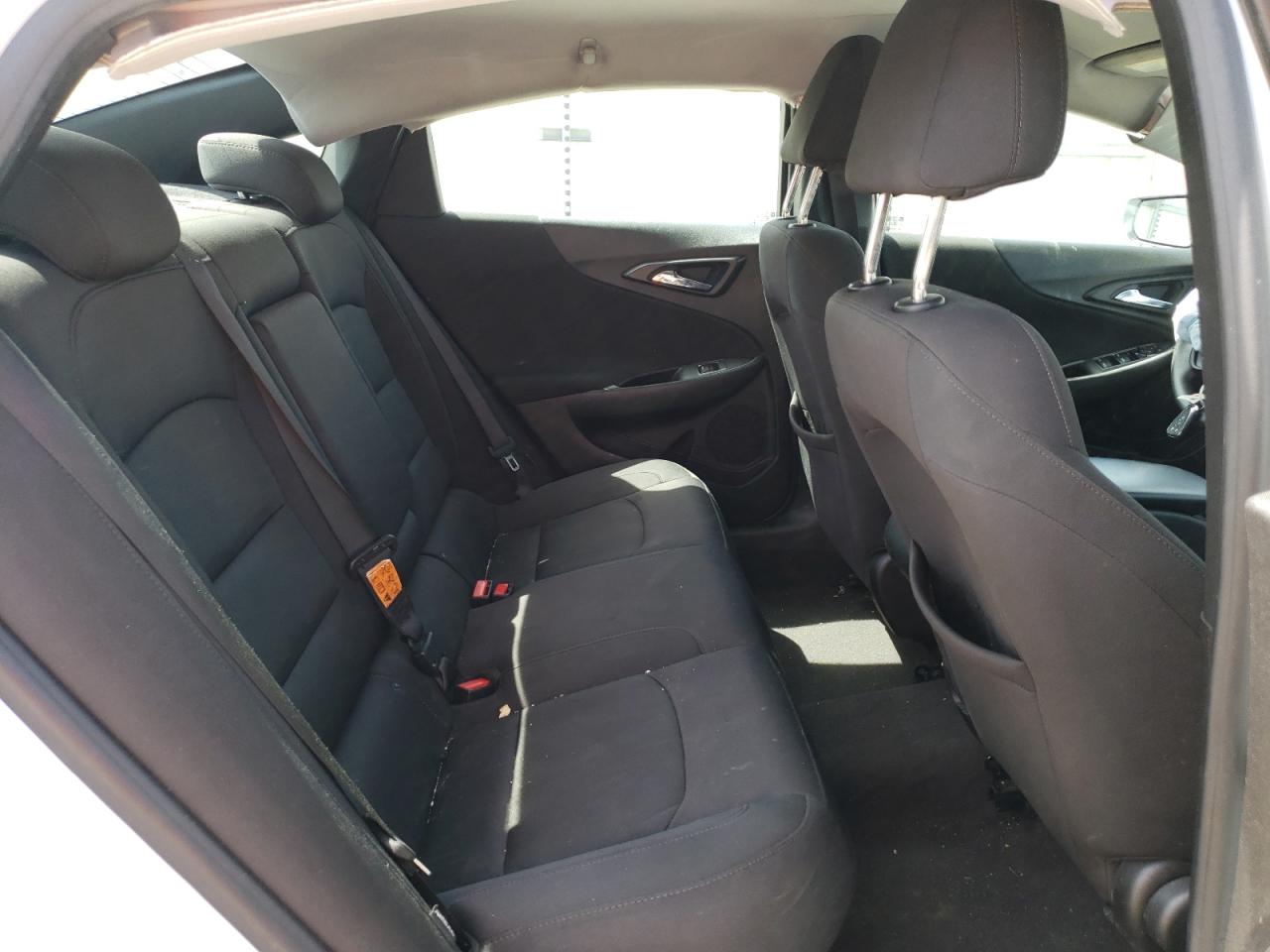 Photo 6 from auction – 2017 CHEVROLET MALIBU LS with VIN 1G1ZB5ST4HF172099