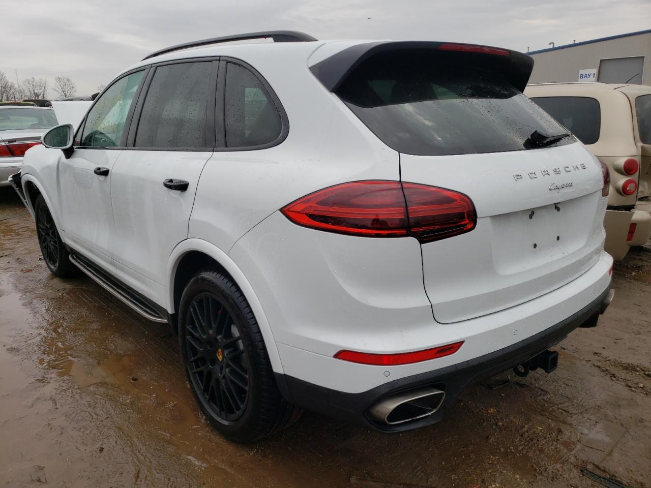 Photo 3 from auction – 2017 PORSCHE CAYENNE with VIN WP1AA2A20HKA80833