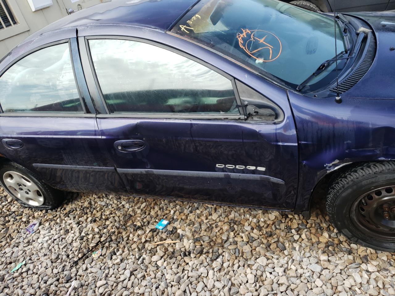 Photo 9 from auction – 2000 DODGE NEON BASE with VIN 1B3ES46CXYD653076
