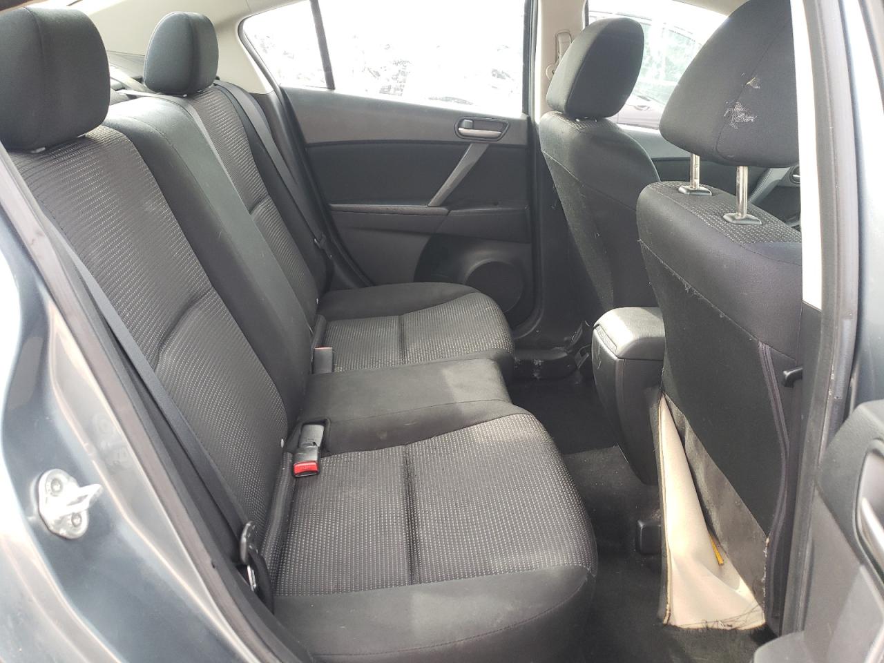 Photo 6 from auction – 2012 MAZDA 3 I with VIN JM1BL1UF5C1507656