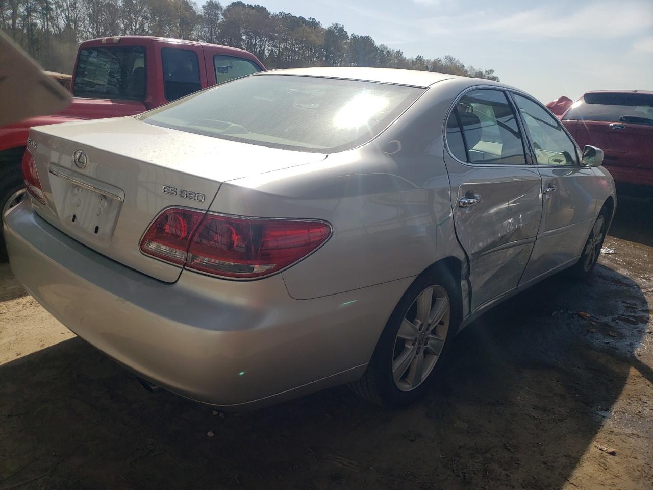 Photo 4 from auction – 2005 LEXUS ES 330 with VIN JTHBA30G055115873