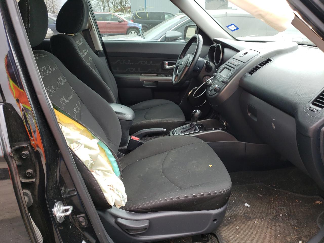 Photo 5 from auction – 2013 KIA SOUL + with VIN KNDJT2A65D7583916