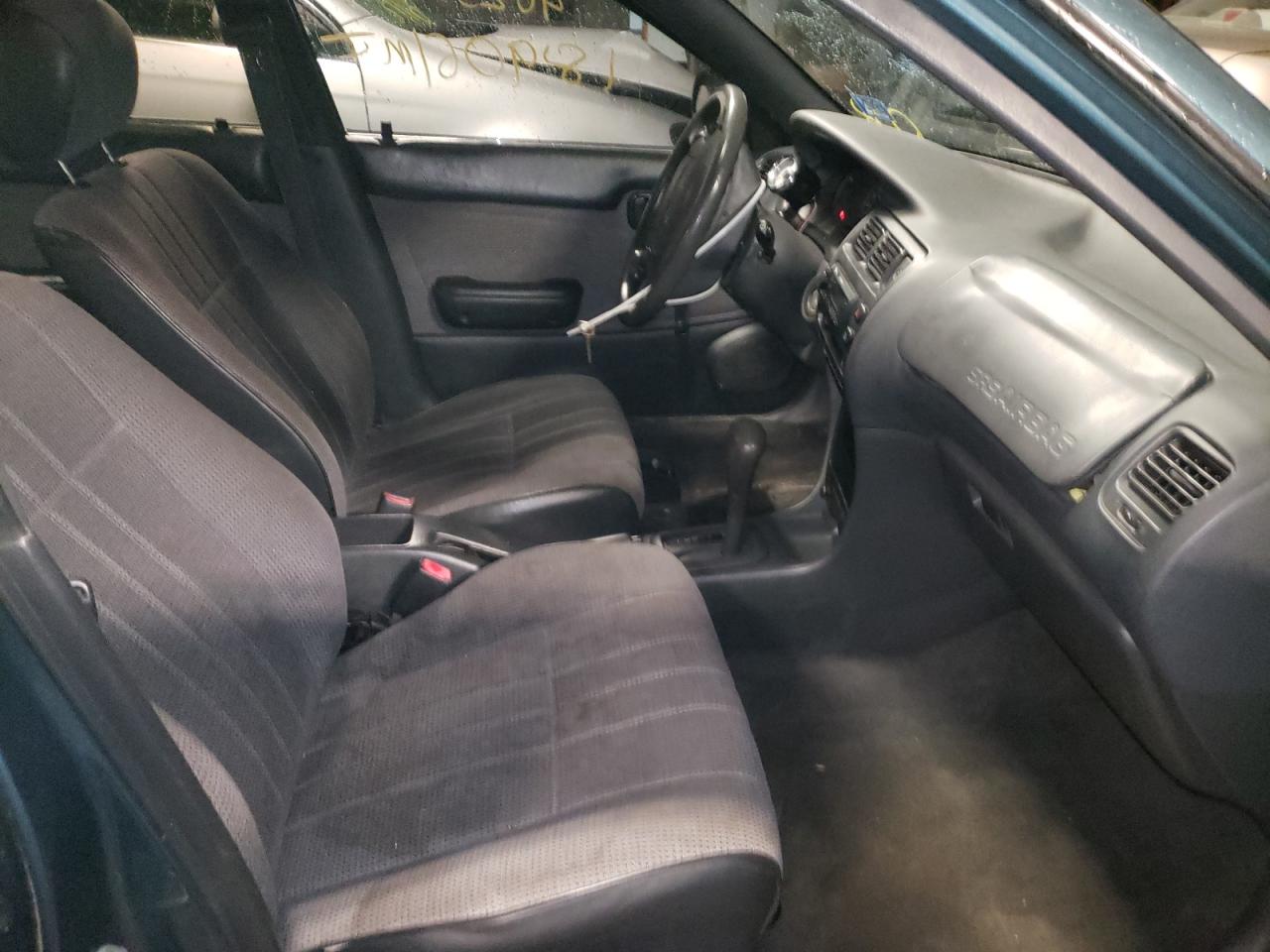 Photo 5 from auction – 1995 TOYOTA COROLLA with VIN 1NXAE04BXSZ265176