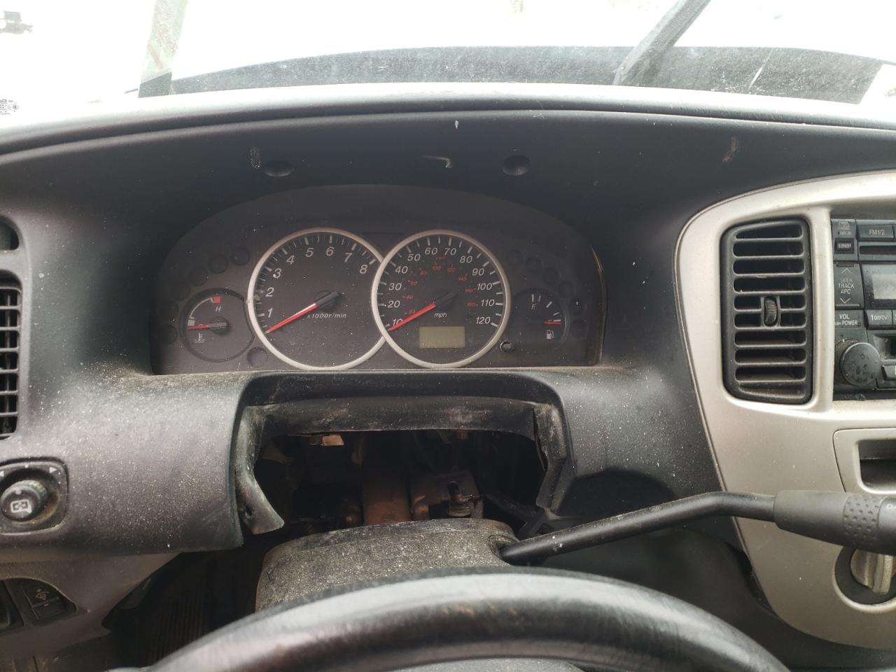 Photo 8 from auction – 2004 MAZDA TRIBUTE LX with VIN 4F2YZ94124KM13516