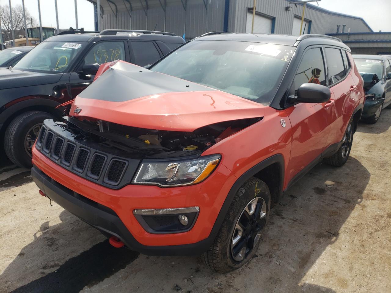 Photo 2 from auction – 2018 JEEP COMPASS TR with VIN 3C4NJDDB7JT231018