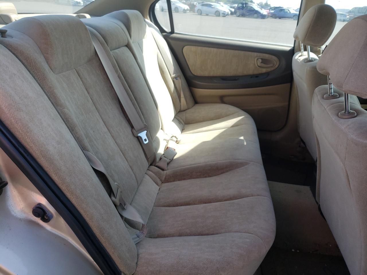 Photo 6 from auction – 2001 NISSAN MAXIMA GXE with VIN JN1CA31D61T619587