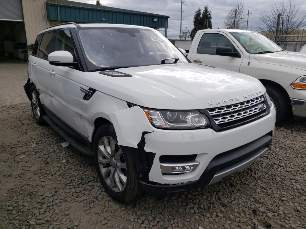 LAND ROVER RANGE ROVE 2016 مع رقم تعريف المركبة SALWR2KF5GA103182 - صورة من المزاد