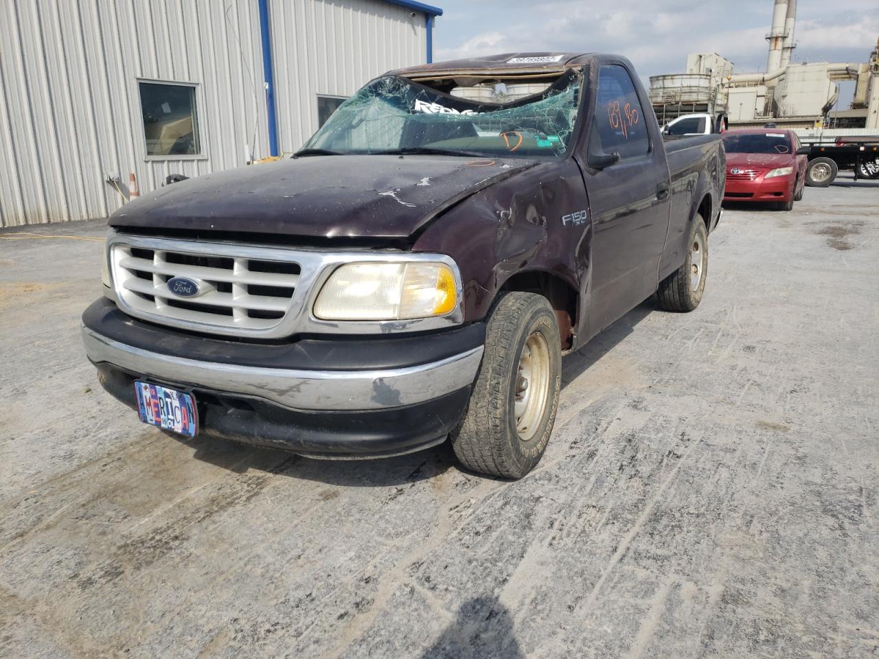 Photo 2 from auction – 2000 FORD F150 with VIN 1FTZF1721YKB15077