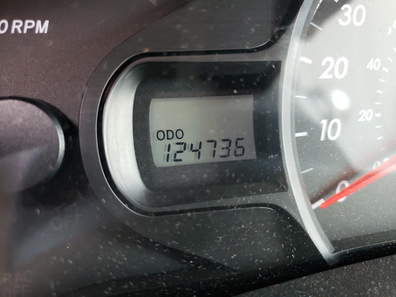 Photo 8 from auction – 2013 TOYOTA SIENNA LE with VIN 5TDKK3DC9DS349363