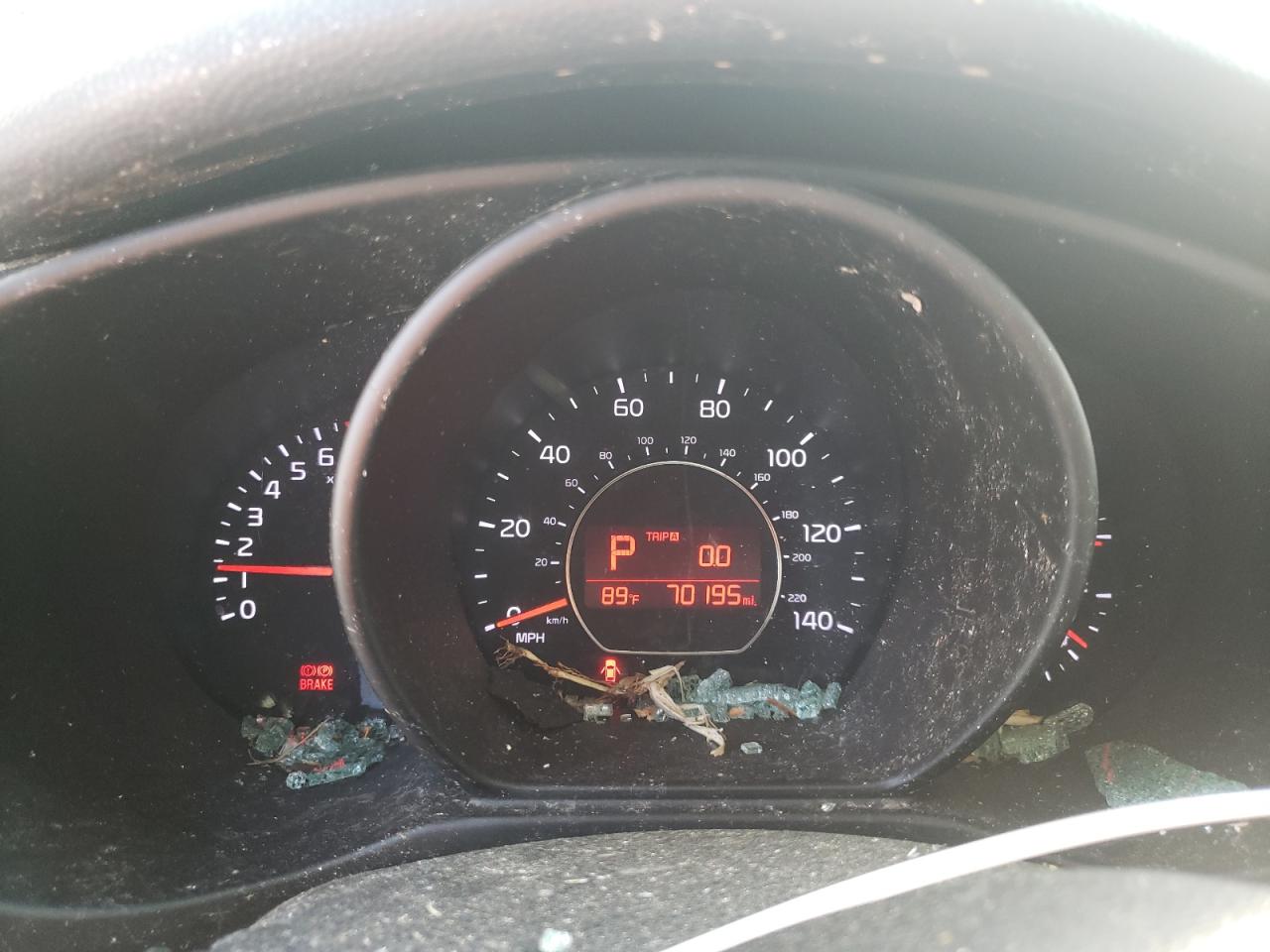 Photo 8 from auction – 2014 KIA SOUL with VIN KNDJN2A22E7062435