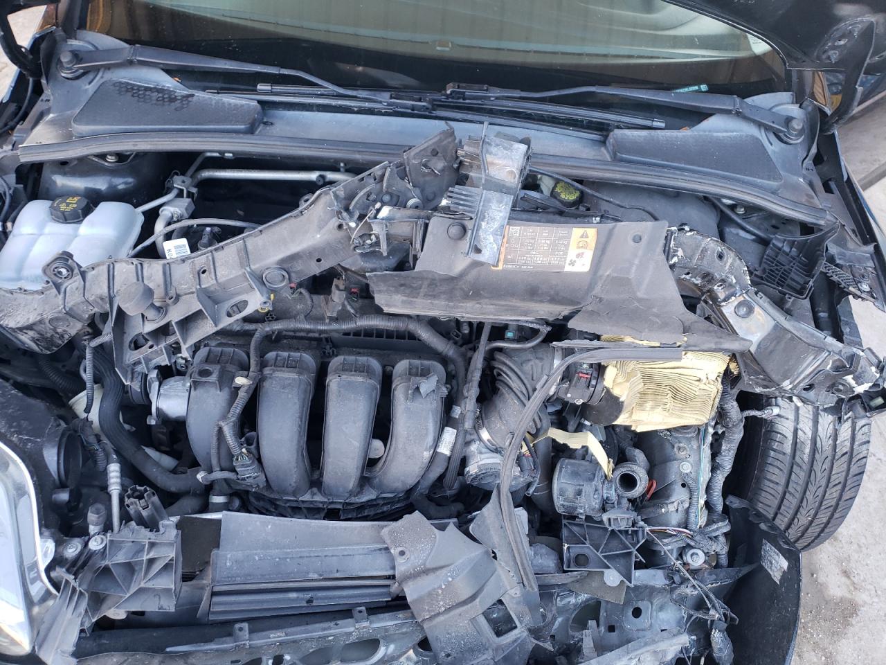 Photo 7 from auction – 2014 FORD FOCUS SE with VIN 1FADP3K23EL333298