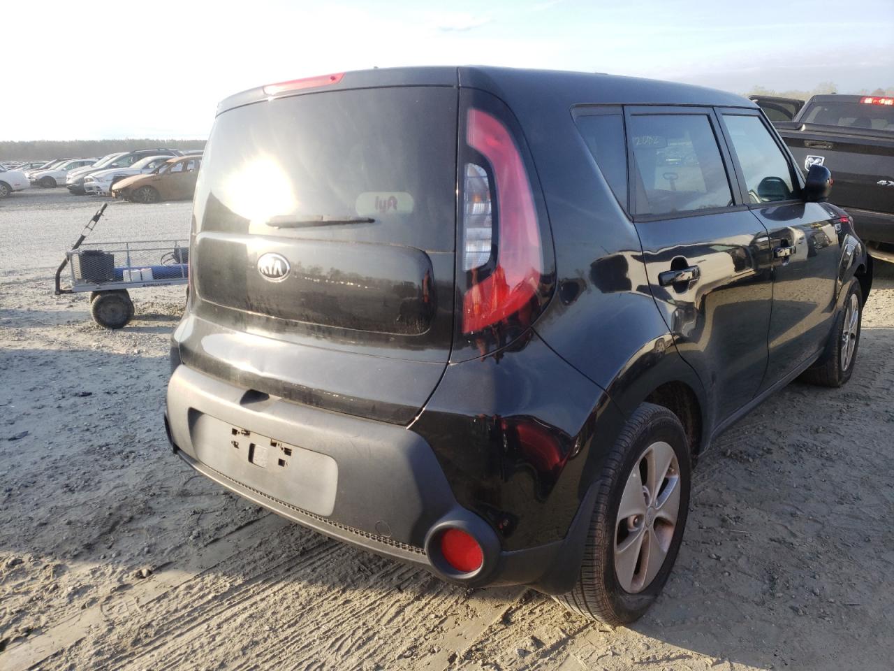 Photo 4 from auction – 2015 KIA SOUL with VIN KNDJN2A27F7789085