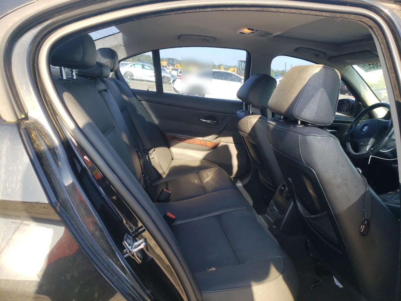 Photo 6 from auction – 2007 BMW 328 I with VIN WBAVA37567NE28240