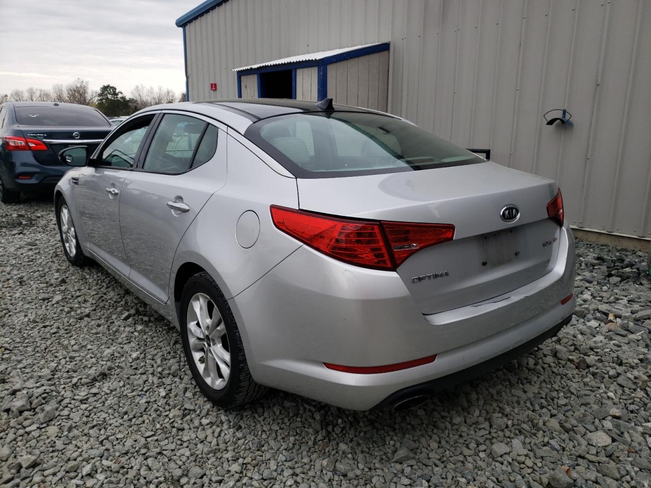 Photo 3 from auction – 2011 KIA OPTIMA EX with VIN KNAGN4A62B5134845
