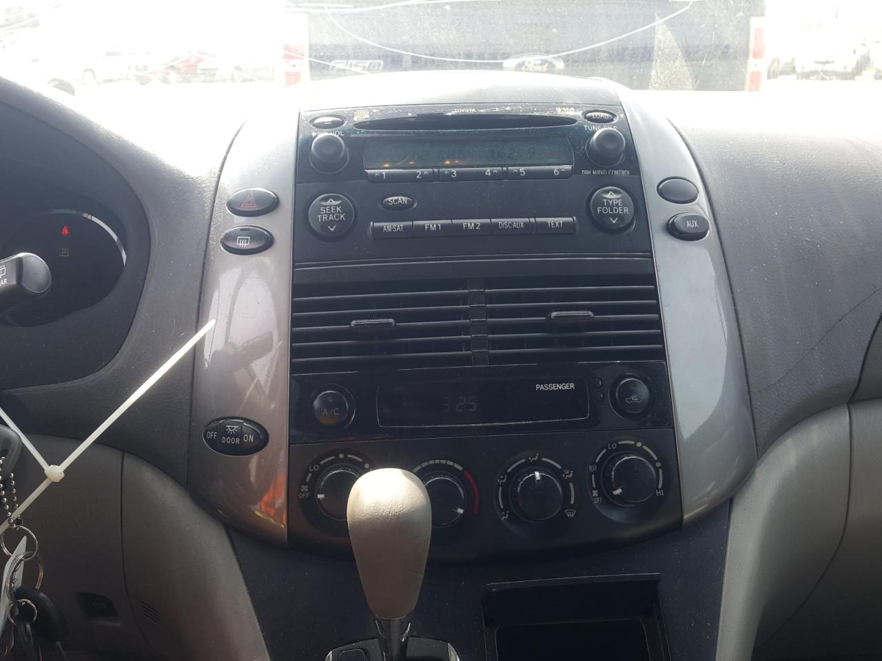 Photo 9 from auction – 2008 TOYOTA SIENNA CE with VIN 5TDZK23C08S176557