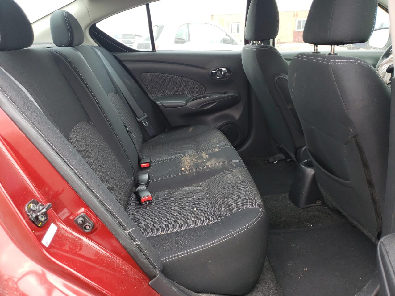Photo 6 from auction – 2016 NISSAN VERSA S with VIN 3N1CN7AP6GL835037
