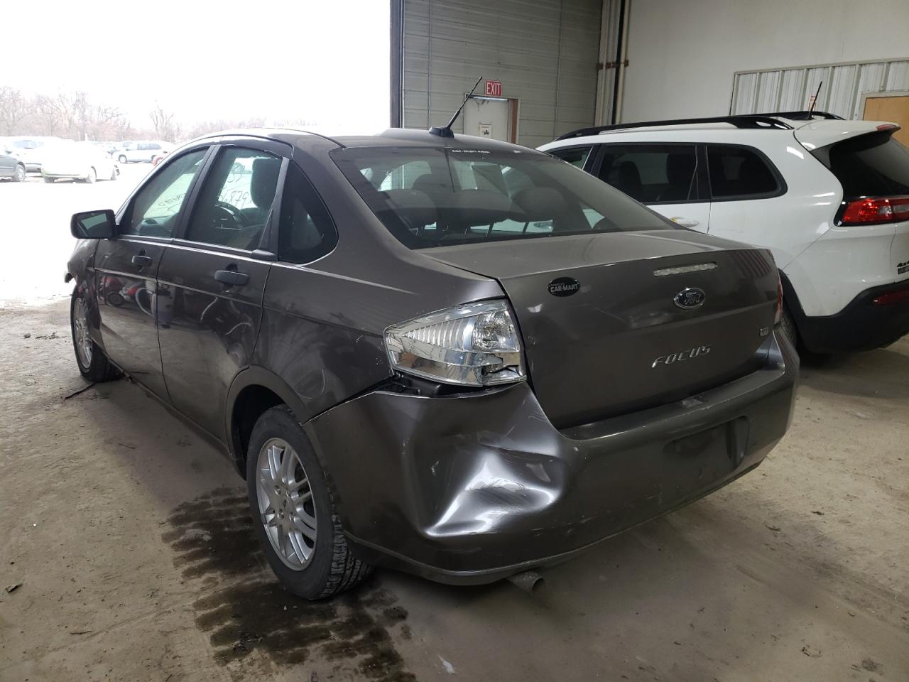 Photo 3 from auction – 2011 FORD FOCUS SE with VIN 1FAHP3FNXBW105461