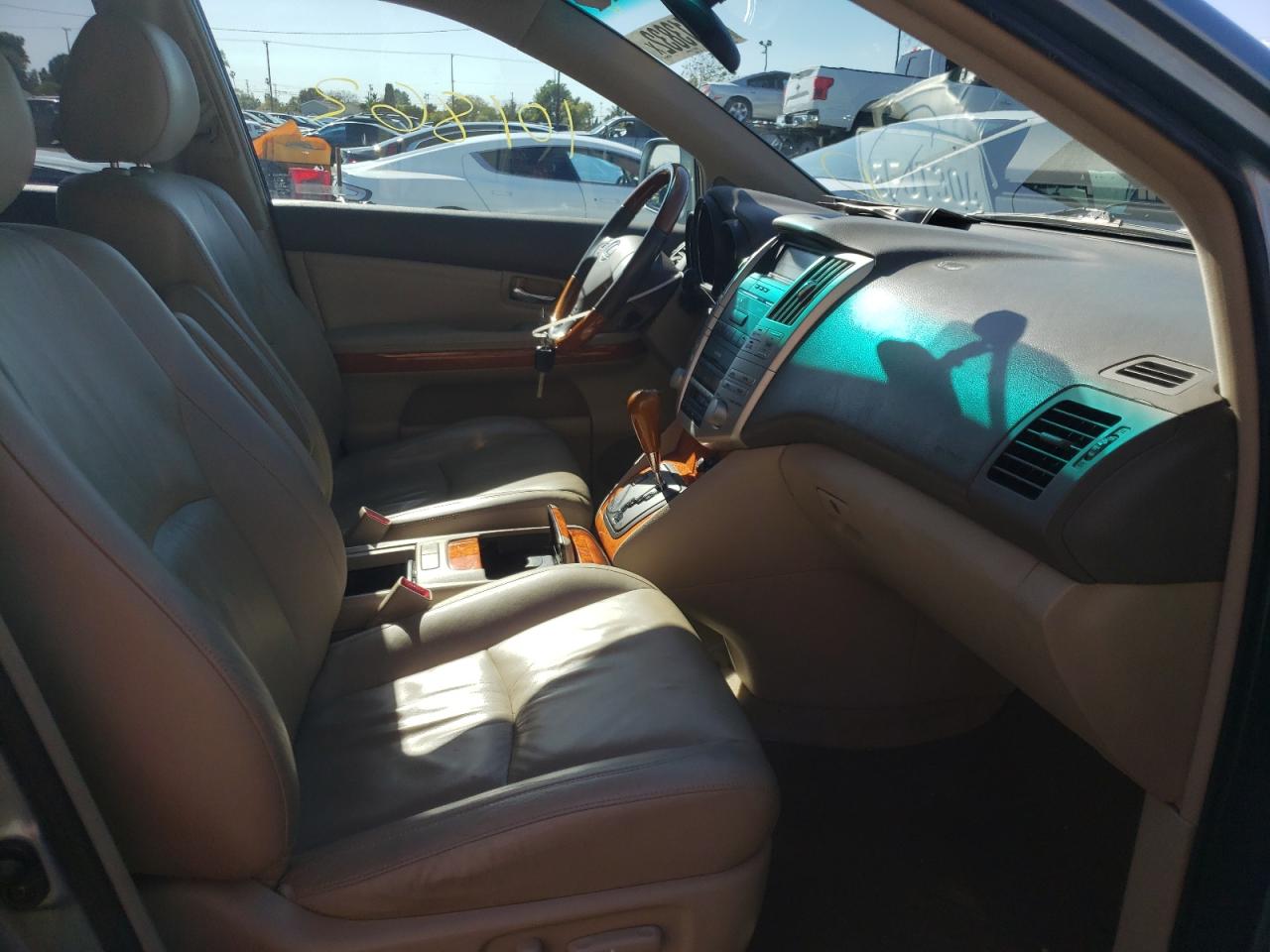 Photo 5 from auction – 2004 LEXUS RX 330 with VIN JTJGA31U840025472