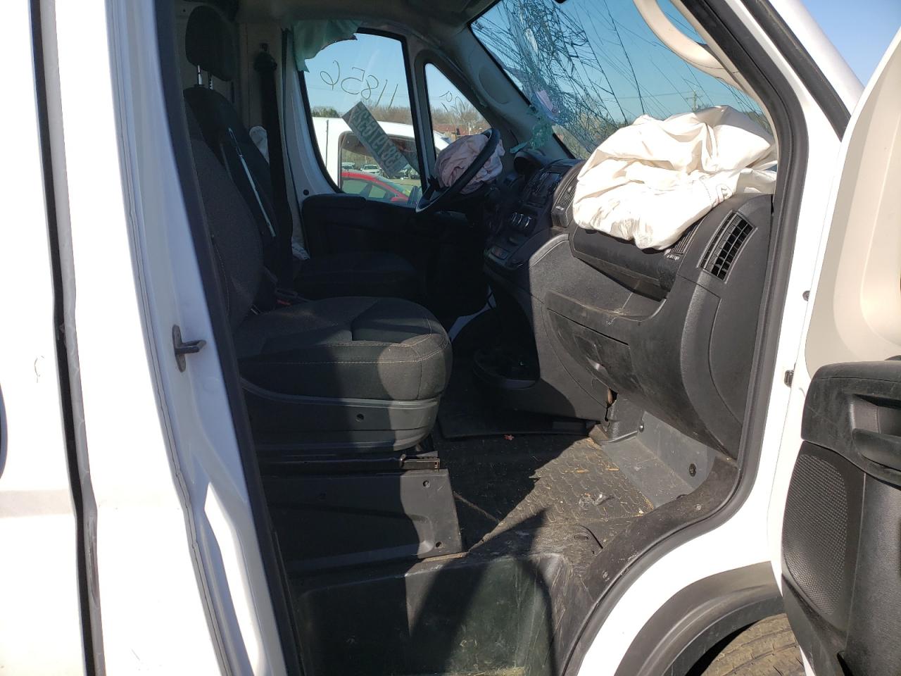 Photo 5 from auction – 2021 RAM PROMASTER with VIN 3C6ERVAG6ME501743
