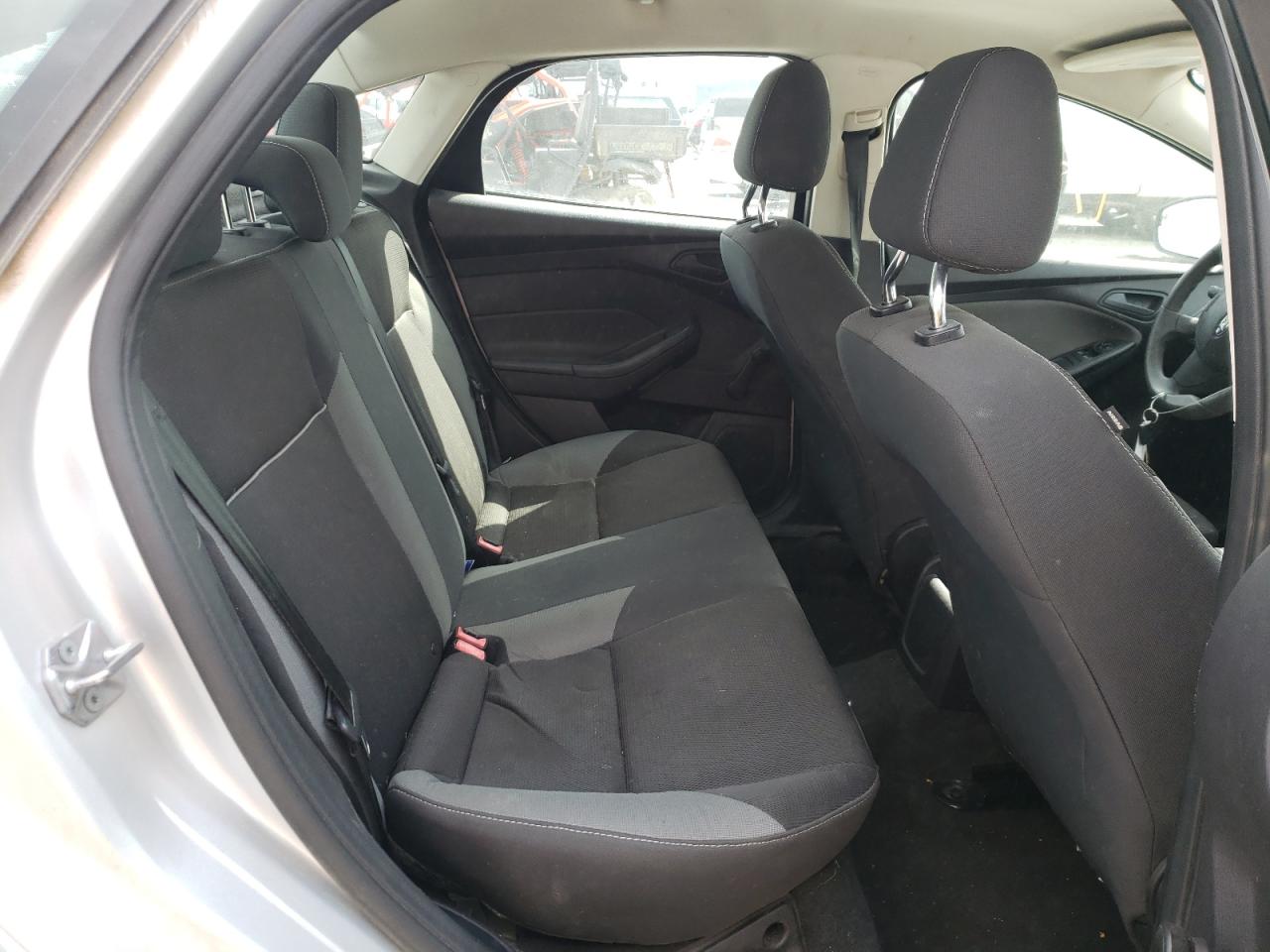 Photo 6 from auction – 2014 FORD FOCUS S with VIN 1FADP3E28EL362534