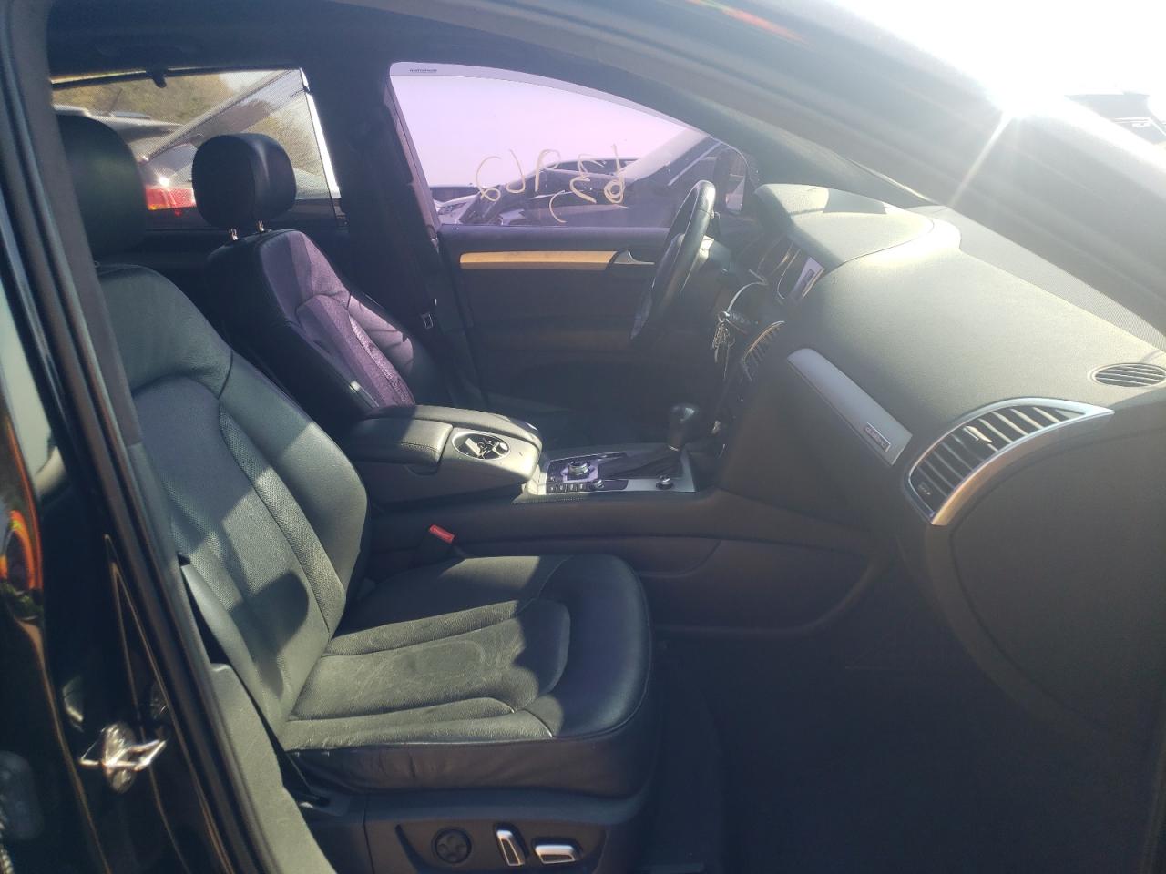 صورة رقم 5 من المزاد - 2015 AUDI Q7 PRESTIG مع VIN WA1DGAFEXFD016112